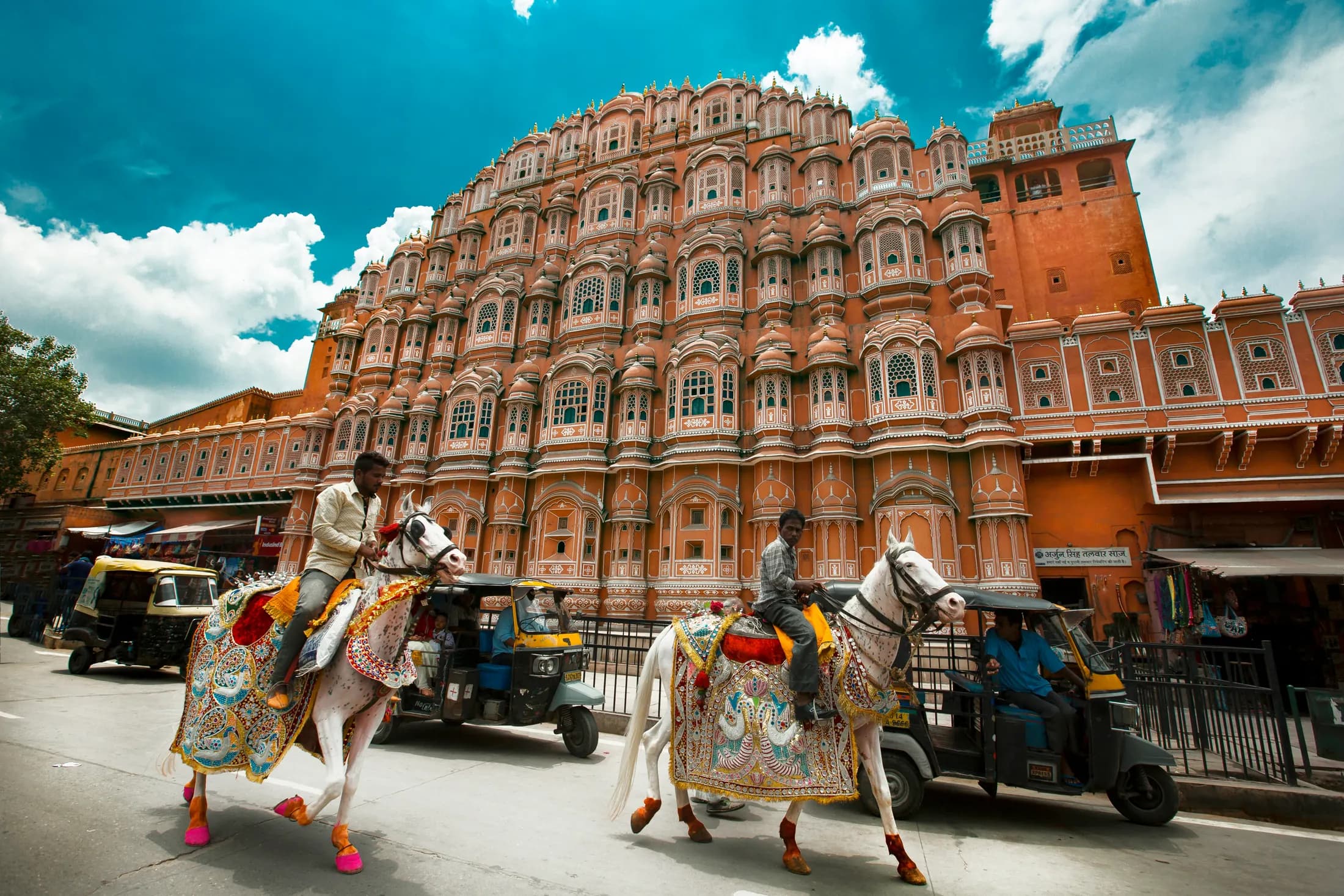 Jaipur Tour Package (2N/3D)